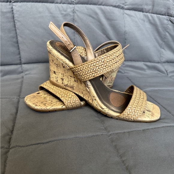 Braided Tan Wedge Sandals - Picture 1 of 4